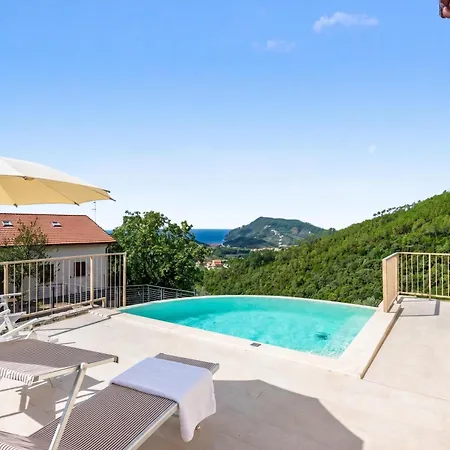 فيلة Relais Le Torri In Verici كاسارزا ليغير