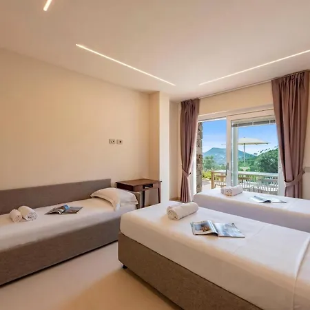 Relais Le Torri In Verici